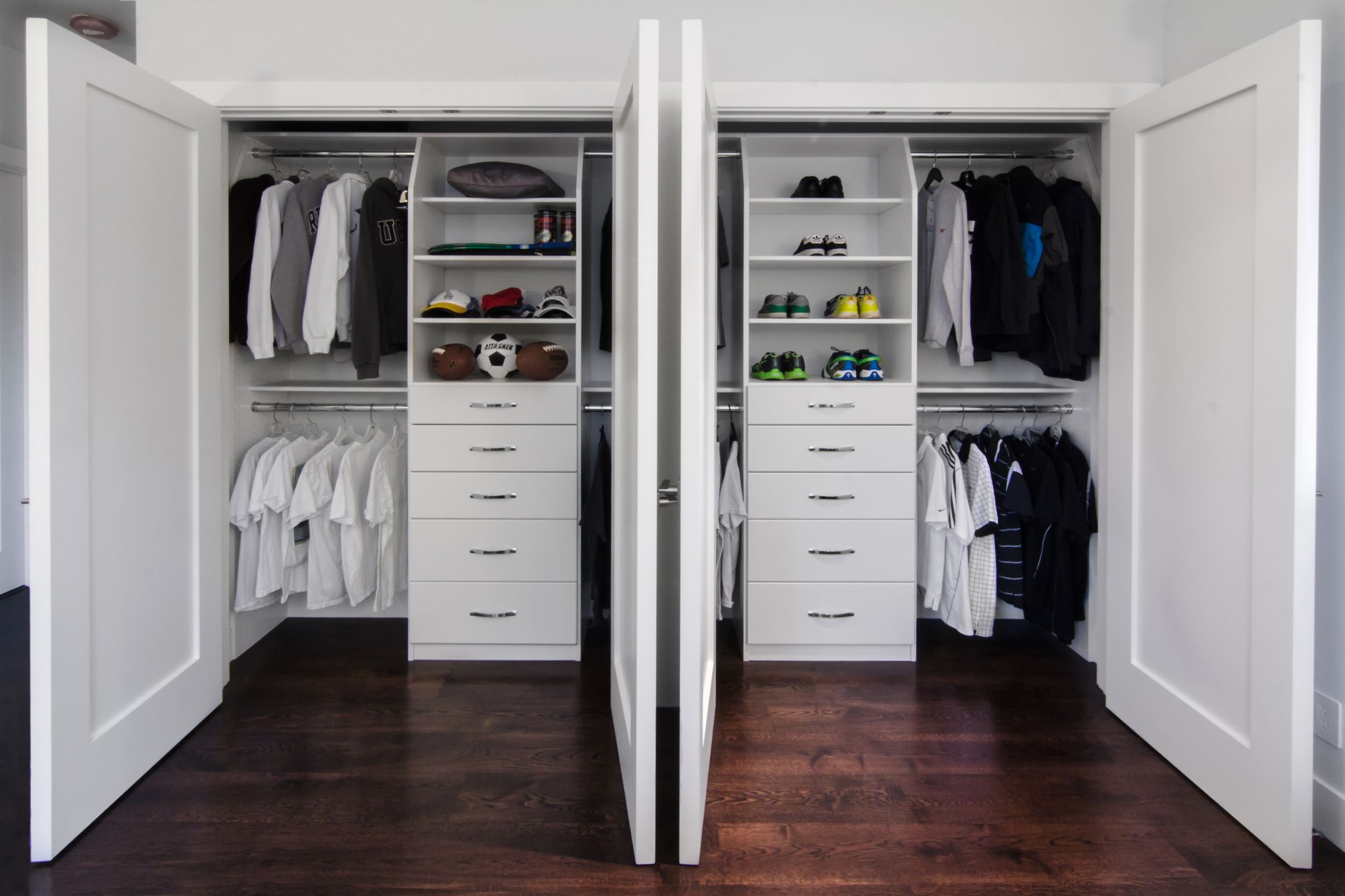 White reachj-in closets
